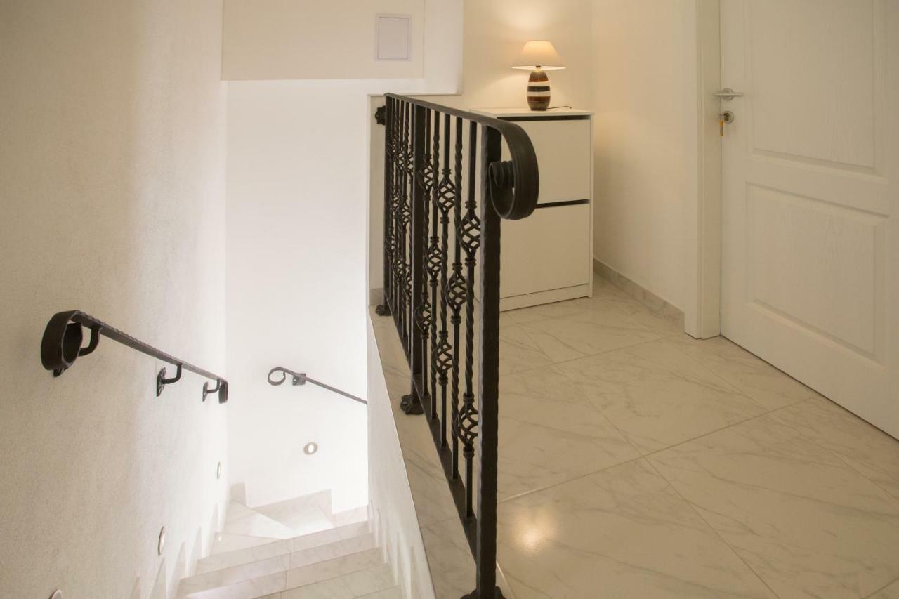 Apartment In Vis Historic Center - Mikula, Ljubica, Toma Exterior foto